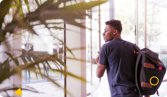 Pourquoi choisir SchoolMouv comme solution de soutien scolaire en ligne pour la T<sup>le</sup> ?